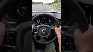 NEW Volvo XC60  2025 Acceleration