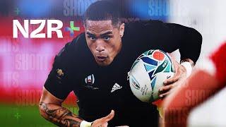 Halfback Wizardry: Aaron Smith's Best Moments in Black