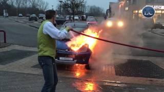 LC video: Autobrand bij supermarkt Harlingen