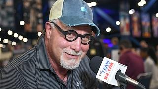 Dallas Cowboys great Randy White on the Cowboys and fishing.