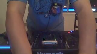 My first Numark Mixdeck experience.....