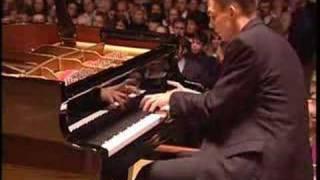 Adam Gyorgy plays Flight of the Bumble Bee  2005