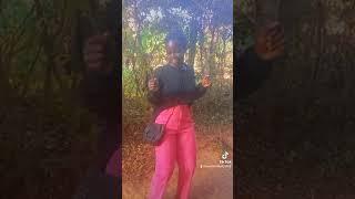 dancing Kenyan luo song #dance#africanvillage