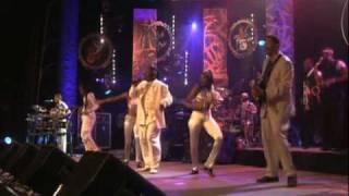 Earth, Wind & Fire (7/19) -  Lets Groove