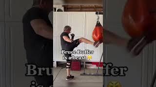 Bruce Buffer showing off his technique 