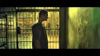 The Raid 2: Prison Wall Scene - Iko Uwais.