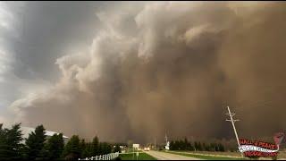 APOCALYPTIC Haboob in South Dakota brings darkness