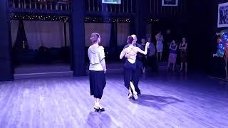 Милонга Б2. 15.10.2019  DJ Эльвира Эваш. ДР Александра Шамсутдинова.Танец именинника 1+