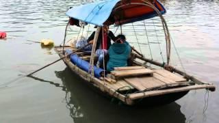 3TKARMA DOC FILMED IN HA LONG BAY MARCH 2016 .ROGER WAS BRAVE WITH HIS CAMERA