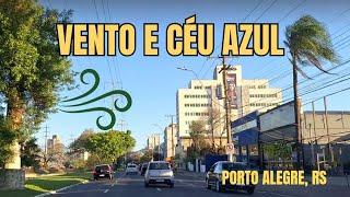 Domingo ventoso e de céu totalmente azul em Porto Alegre - 20/10/2024