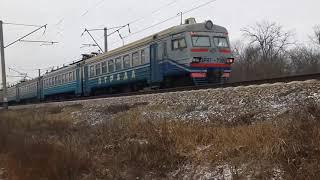 Перевыпуск видео с двумя электричками ЭР9Т-728 "Рось" и ЭР9Т-732 "Отрада"