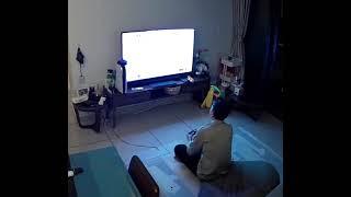 Guy Breaks TV Screen By Hurling Game Controller At It - 1309168