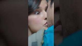 Vicky Kaushal’s SNEAKY Kiss With Angira Dhar! ️ #LovePerSquareFoot