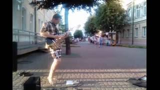 Вулічны гітарыст / street guitarist