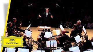 LA Phil & Gustavo Dudamel - Williams: Theme from “Jurassic Park” (Live at Walt Disney Concert Hall)