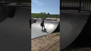 Israel skating