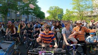 *LOVE PARADE ON WHEELS* Drum & Bass On The Bike - BERLIN