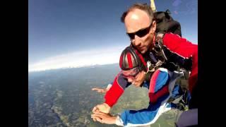 Joel Cheng's Tandem skydive!