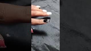 Easy nail art #trending #youtubeshorts #glamour #nailart #shortvideo #shorts #viralvideo