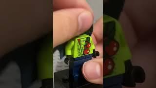 How to build a LEGO Martian Manhunter without using his pieces