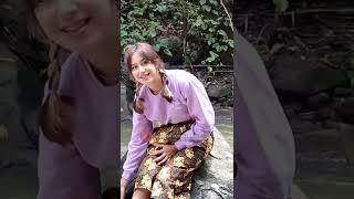 Neng Ida Gadis Desa Bule Palestina Yang Lagi Viral, Main Ke Curug Yang #Shorts