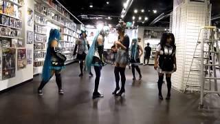 Vocaloid Party Clip: "World Is Mine" Pre-Flashmob Antics