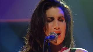 Amy Winehouse - Stronger - 2003 First tv Performance