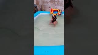 Camila piscina 2018