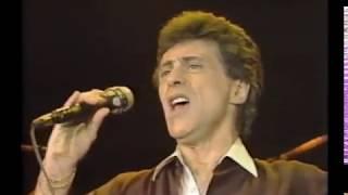 Frankie Valli & The Four Seasons   In Concert 1982 (20th Anniversary)