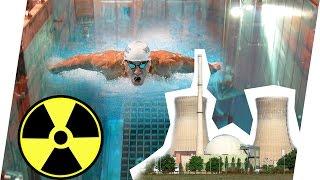 Kann man im Atomkraftwerk schwimmen? feat. Phil's Physics | Geniale Fakten, Tipps & Tricks