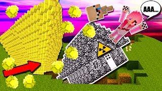 ️ НУБ И ПРО ПРОТИВ ЦУНАМИ ИЗ ЗОЛОТА В МАЙНКРАФТ КАК ВЫЖИТЬ НУБУ MINECRAFT 100% ТРОЛЛИНГ ЛОВУШКА