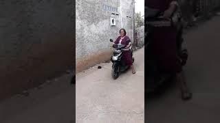 hello guys nenek aku bisa belajar motor