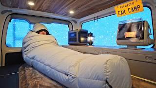 The Heaviest Snow Car Camp in Cozy & Luxurious Van.