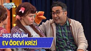 Ev Ödevi Krizi - 382. Bölüm (Güldür Güldür Show)