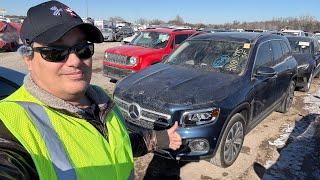 I Found a Mercedes GLA and GLB 250 at IAAI! Which One is Better?
