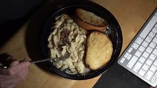 ASMR - CHICKEN ALFREDO AND CRISPY GARLIC BREAD EATING SOUNDS