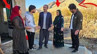 Plan or reality? Mysterious help to Mojtaba and Zainab