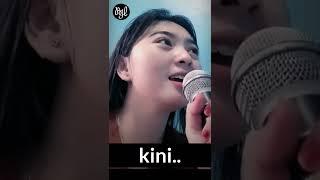 CEWEK CANTIK KARAOKE BULAN BINTANG RHOMA IRAMA