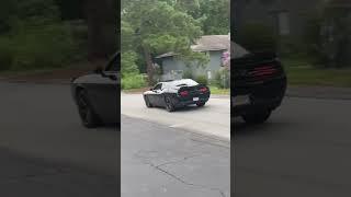 Dodge Challenger RT Straight Pipe Accelerating *LOUD NOISE*