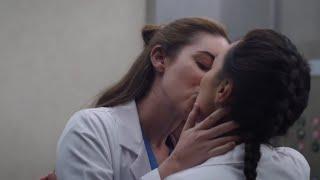 Jules and Mika kiss in the elevator / 21x02 Grey's Anatomy