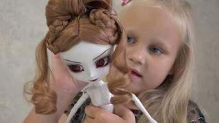 Alice received a PARCEL with a VAMPIRE !!! Kamilla Pullip doll vampire Barbie bit