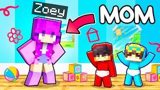 Zoey Becomes a MOM in Minecraft!