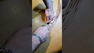 Как легко зачистить медные провода. Best Tool to Clean Copper Wires.