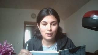 Юлия Кузнецова подписывает книги для Лабиринт.ру