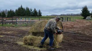 CUT ROUND BALES WITH CHAINSAW_NO MOLD, LESS DUST...