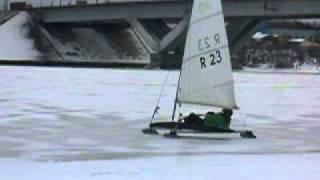 Рыбак и буер / Fisherman and the ice boat