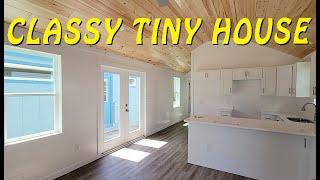 TINY / MINI HOUSE - NICE LAYOUT AND KITCHEN! - #subscribe