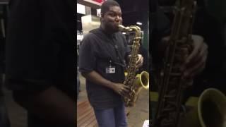 Pakistan's national anthem on saxophone