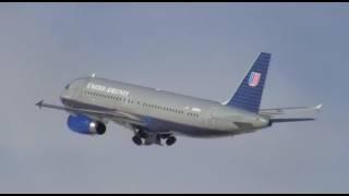 United Airlines Airbus A320 Takeoff at Eagle, Vail