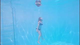 Japanese Girl underwater dive - 01